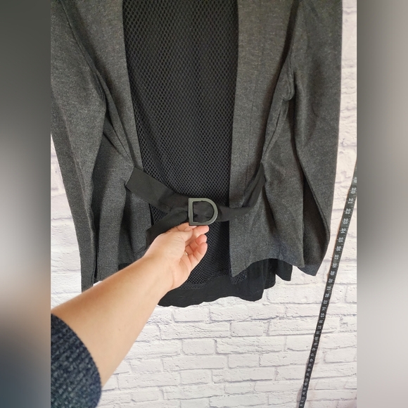 Cabi gray and black comtemporary and functional jacket Size Small - Picture 8 of 14